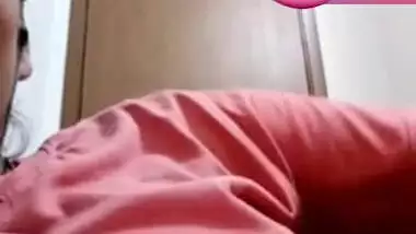 Cute Girl Showing Boobs on Video call