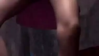 Restroom is a place where the Indian woman can masturbate twat