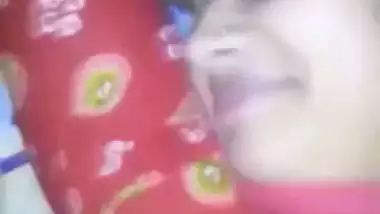 Bangladeshi Married couple in house romance and sex video leaks