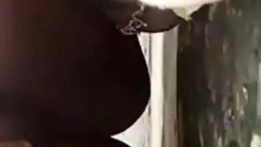 Mallu Bhabhi Shows Her Boobs and Pussy